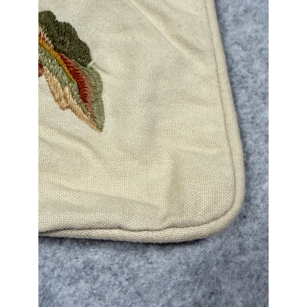 Pottery Barn Embroidered Floral Crewel Pillow Sham Cover 24x24 Cream 2010